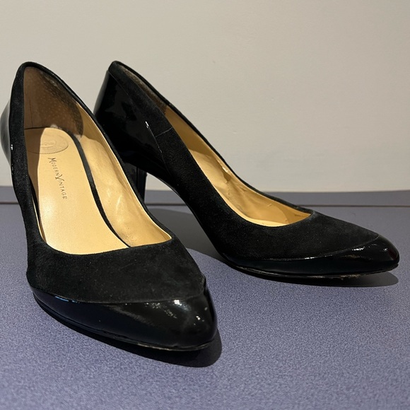 Modern Vintage Suede and Patent Leather Heel - Picture 4 of 7